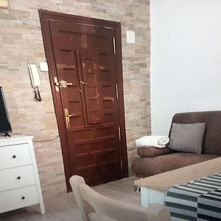 Sebastian Elcano, Apartamento Para 2 Con Terraza, Metro Embajadores Madrid Bagian luar foto